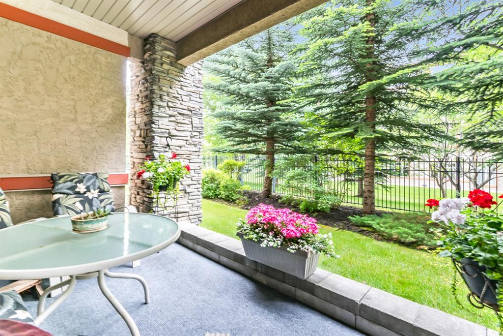 1107 Lake Fraser Green SE, Calgary, AB, T2J 7H6 A1014146 Smith