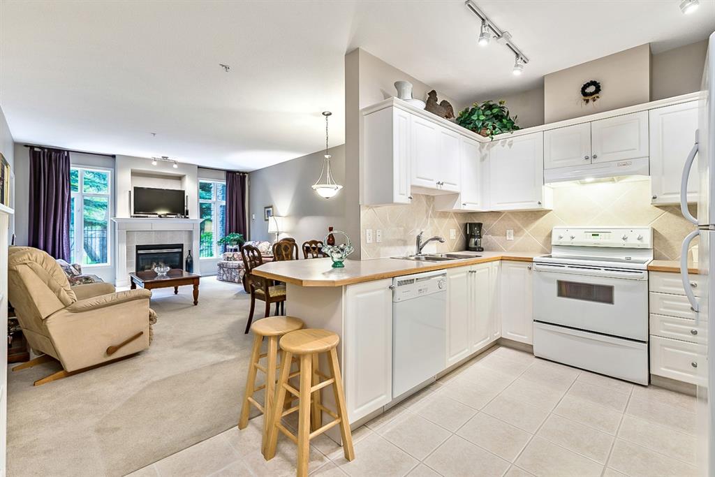 1107 Lake Fraser Green SE, Calgary, AB, T2J 7H6 A1014146 Smith