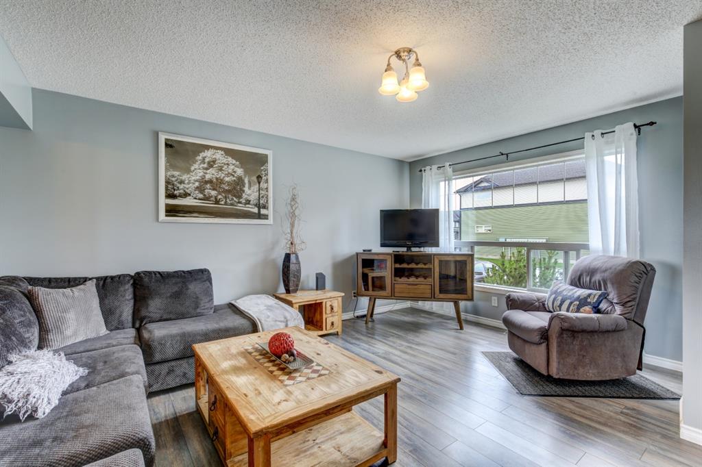 604 140 Sagewood Boulevard SW, Airdrie, AB, T4B 3H5 A1014644 Mari