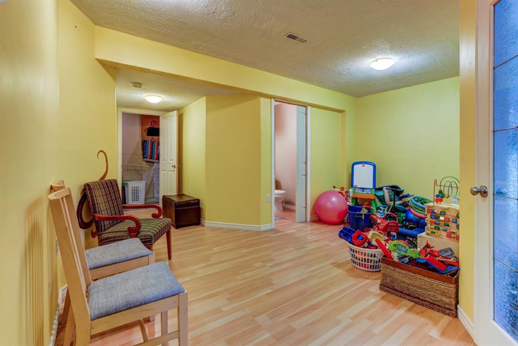 604 140 Sagewood Boulevard SW, Airdrie, AB, T4B 3H5 A1014644 Mari