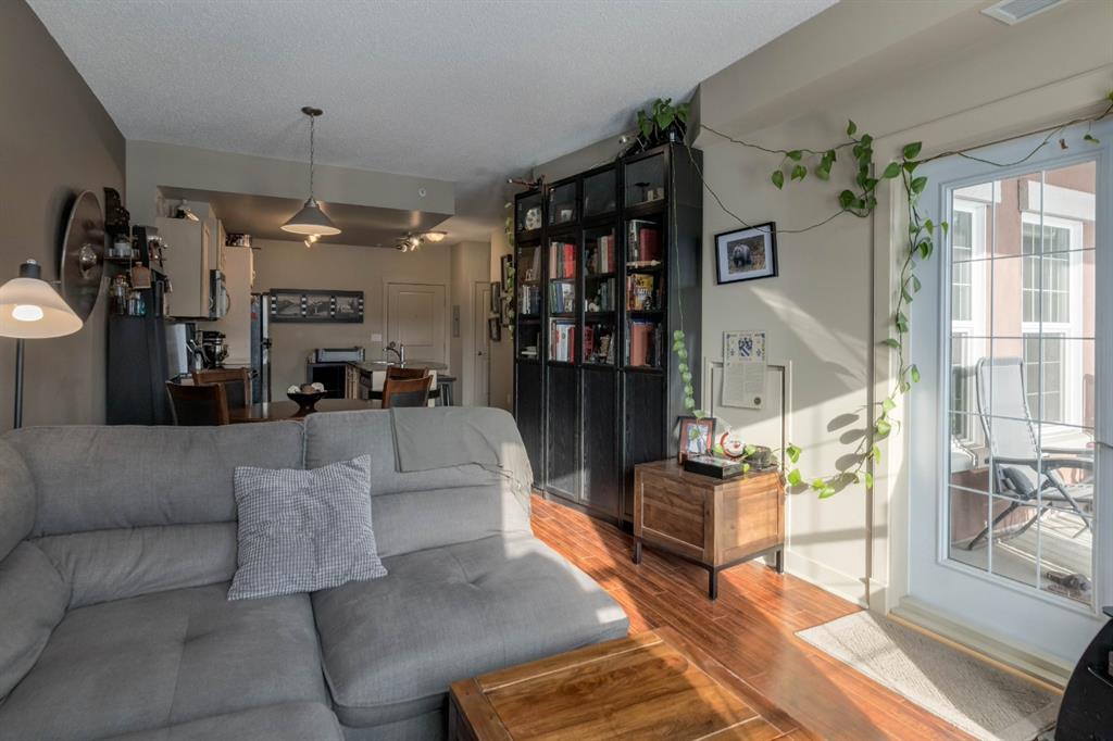 2708 11811 Lake Fraser Drive SE, Calgary, AB, T2J 7J4 A1015865