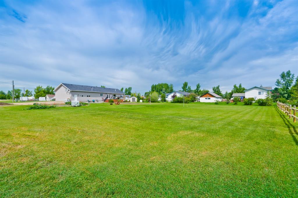 216 1 Avenue, Keoma, AB, T4A 1G6 A1015980 2 Percent Calgary