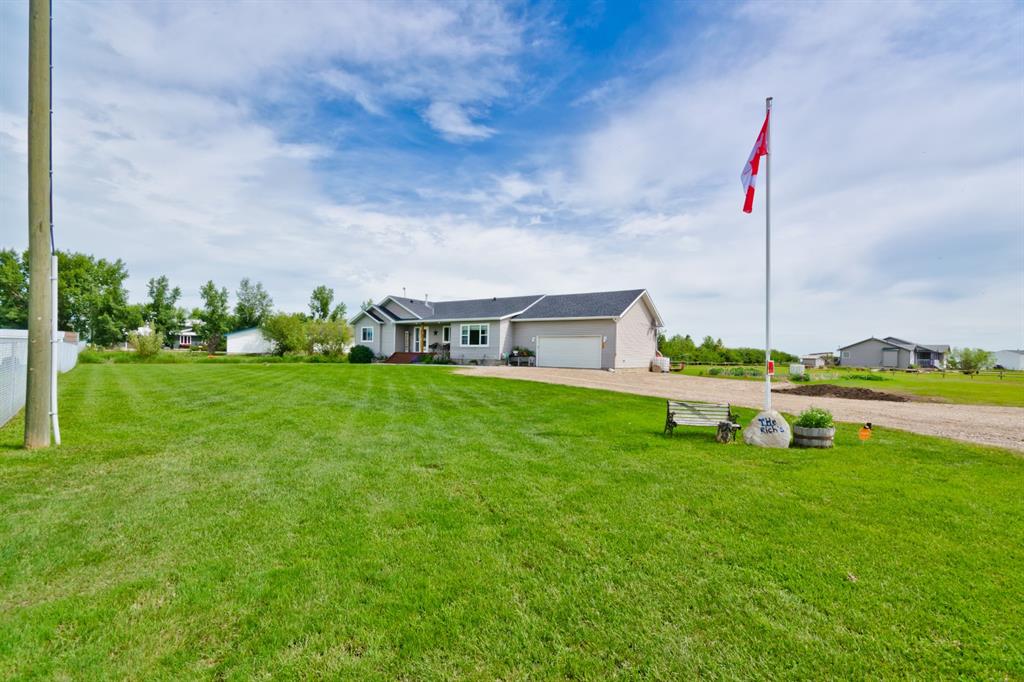 216 1 Avenue, Keoma, AB, T4A 1G6 A1015980 2 Percent Calgary