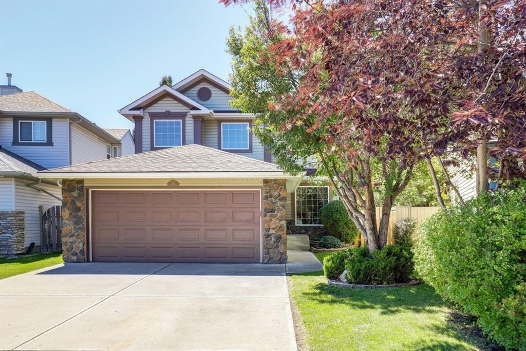252 Hidden Valley Grove NW, Calgary, AB A1018156 Seth Allred
