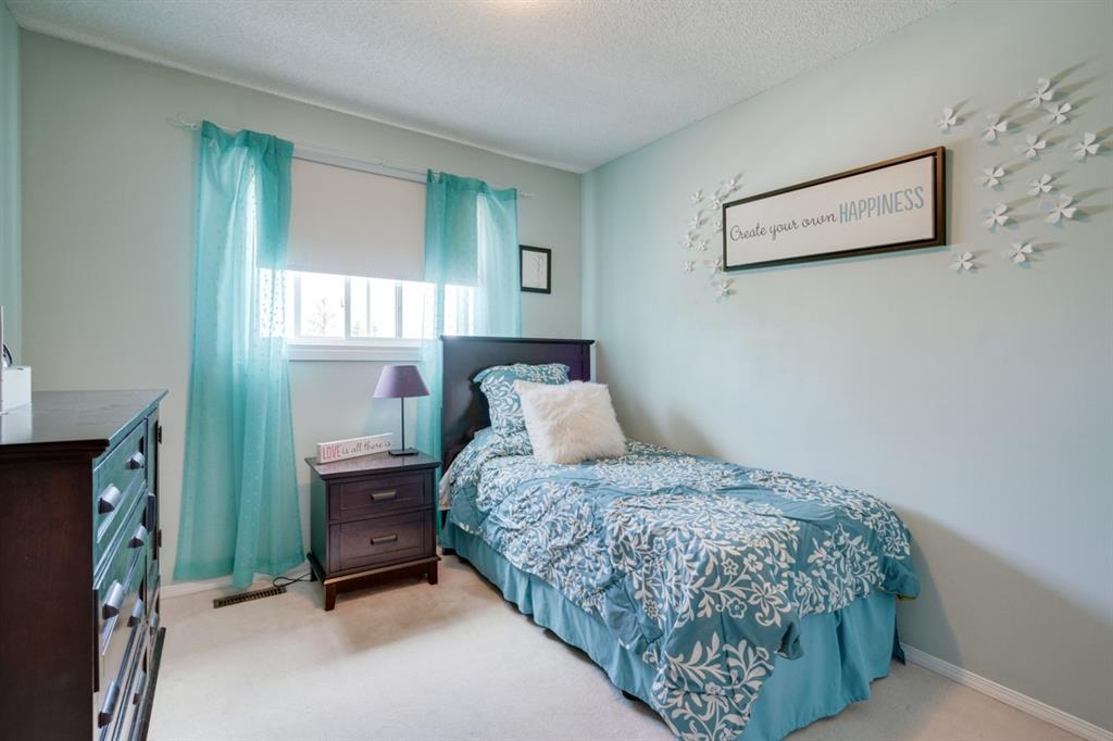 218 Signal Hill Place SW, Calgary, AB, T3H 2M5 A1018289 Randy Gallant