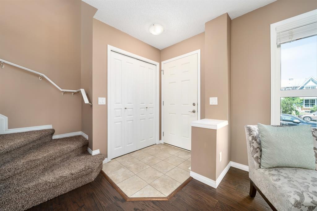 157 Auburn Bay Boulevard SE, Calgary, AB, T3M 0V6 A1020476 Robyn