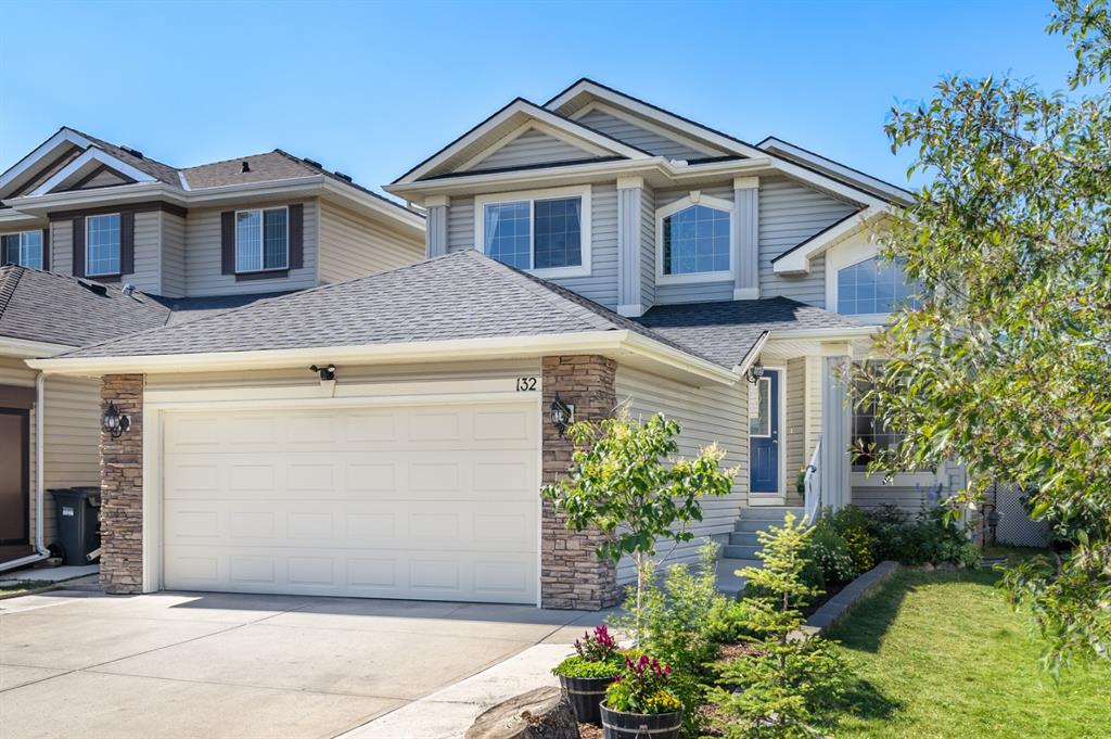132 Citadel Meadow Bay NW, Calgary, AB, T3G 4Z5 A1020834 Kelsey Jones