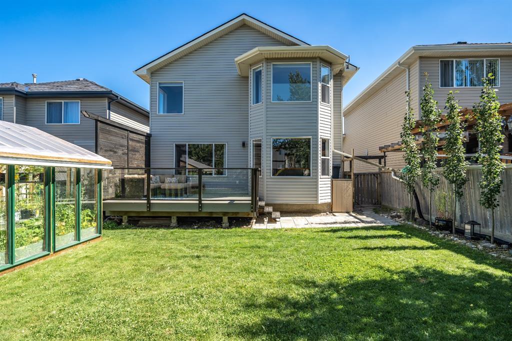 132 Citadel Meadow Bay NW, Calgary, AB, T3G 4Z5 A1020834 Kelsey Jones