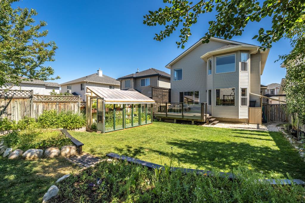 132 Citadel Meadow Bay NW, Calgary, AB, T3G 4Z5 A1020834 Kelsey Jones