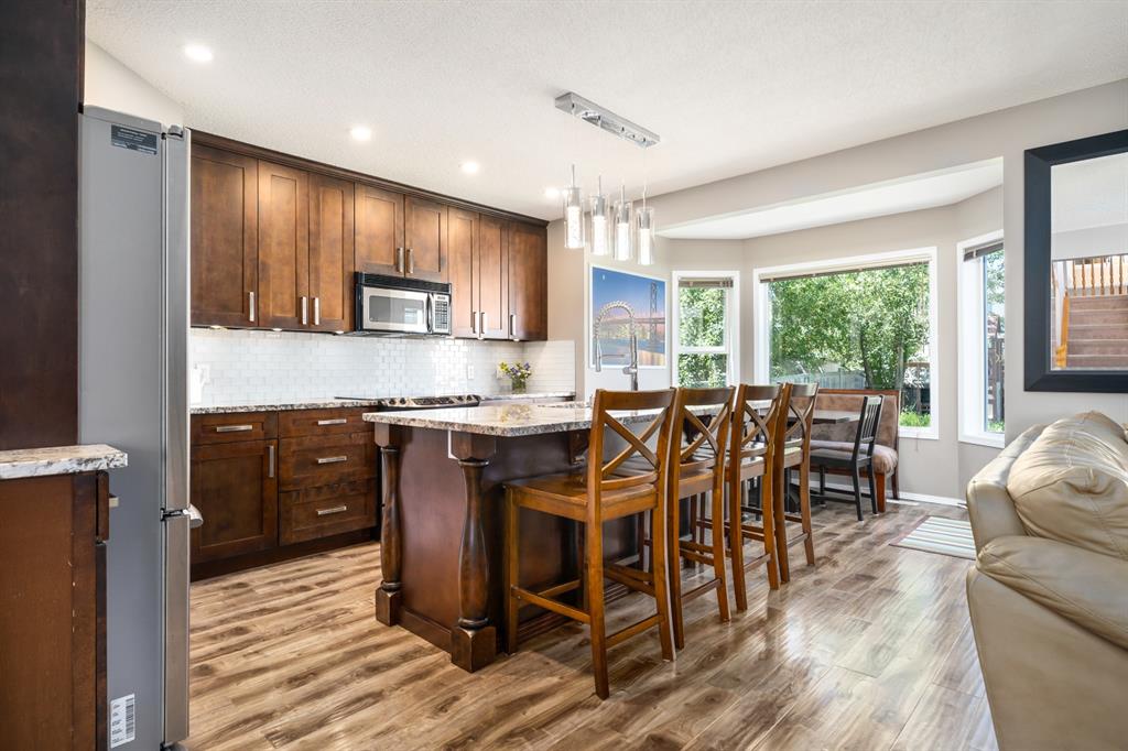 132 Citadel Meadow Bay NW, Calgary, AB, T3G 4Z5 A1020834 Kelsey Jones