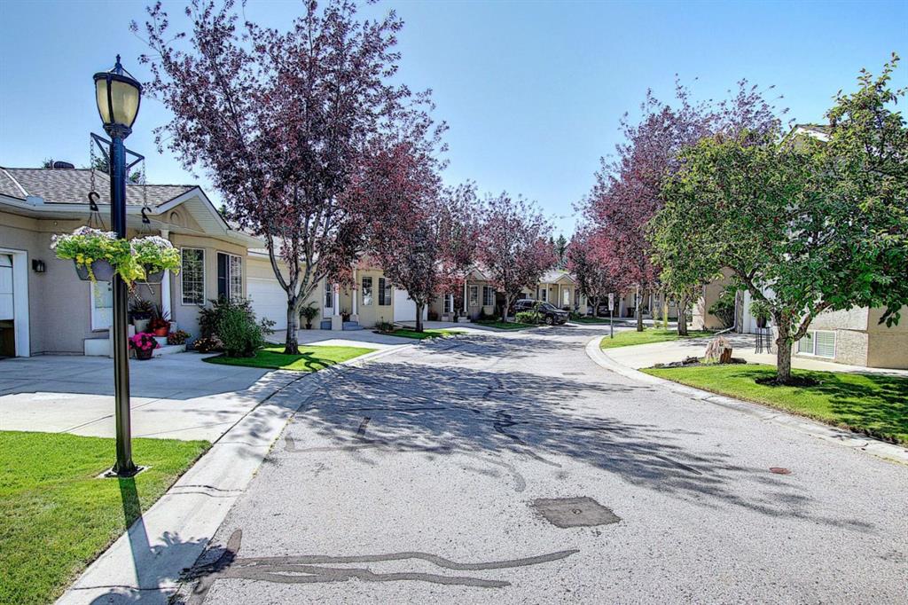 105 McKenzie Lake Gardens SE, Calgary, AB, T2Z 3E7 A1021396 DANNY GREENE