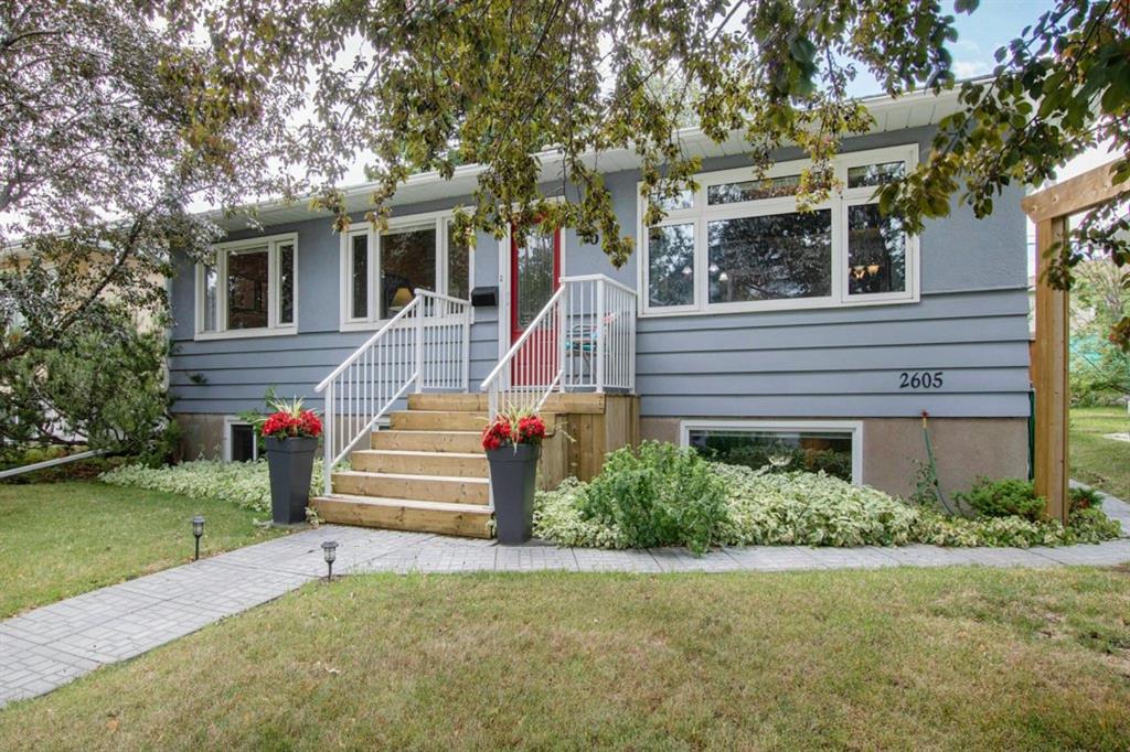 2603 Morley Trail NW, Calgary, AB, T2M 4G6 A1021752 Brenda Parai
