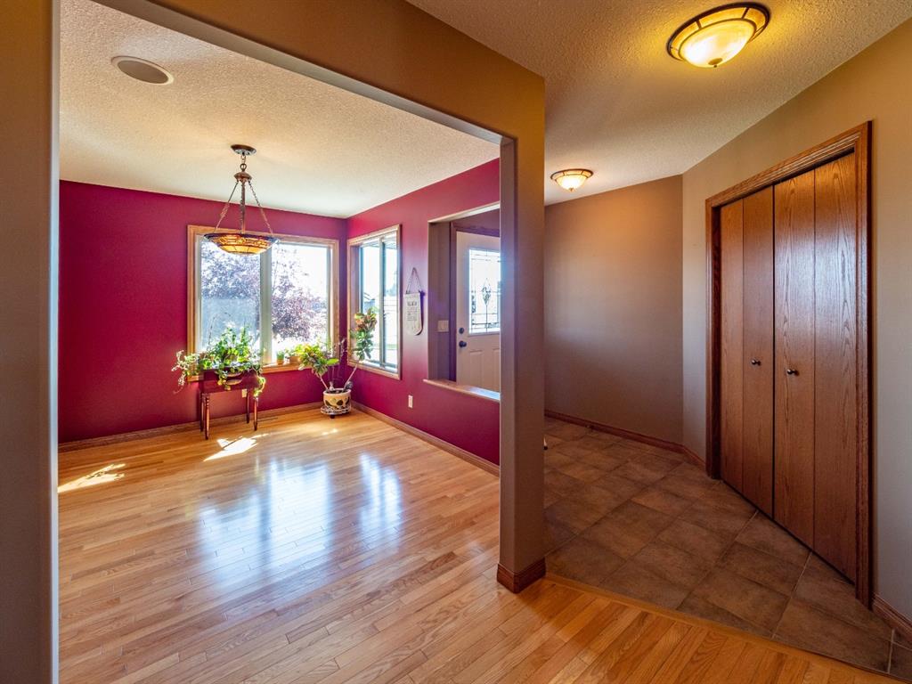 10 Speargrass Boulevard, Carseland, AB, T0J 0M0 A1025561 Heart