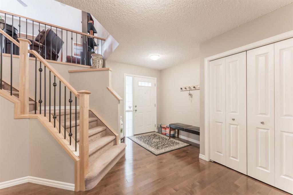 1049 Kincora Drive NW, Calgary, AB, T3R 1R4 A1025650 Smith Pezzente