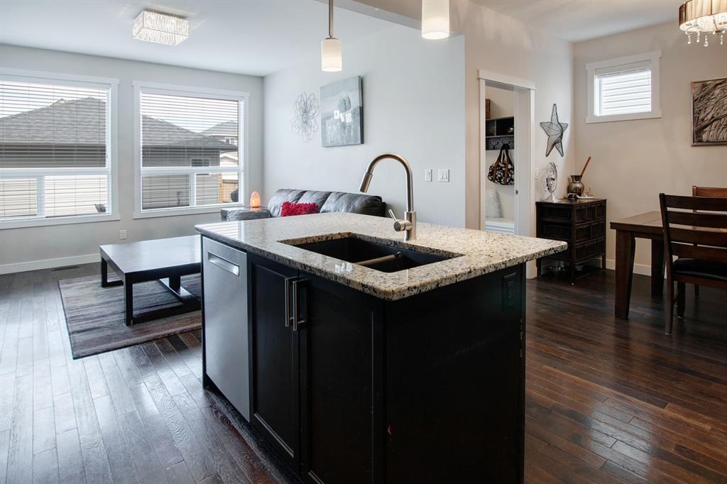 158 Williamstown Close NW, Airdrie, AB, T4B 0X8 A1030383 Mari Carr