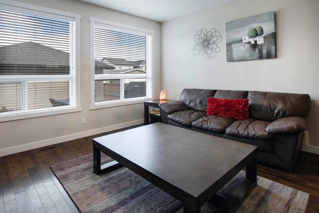 158 Williamstown Close NW, Airdrie, AB, T4B 0X8 A1030383 Mari Carr