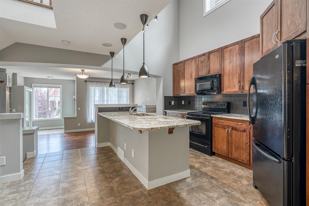 307 New Brighton Landing SE, Calgary, AB, T2Z 0S5 A1032067 Tudor