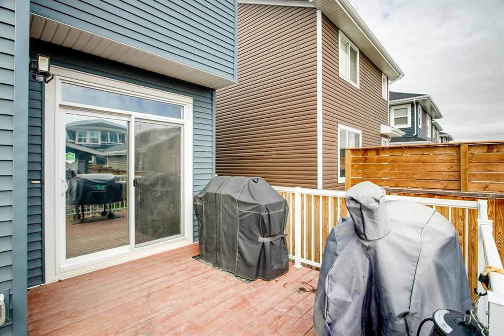 179 River Heights Crescent, Cochrane, AB A1032238 Seth Allred