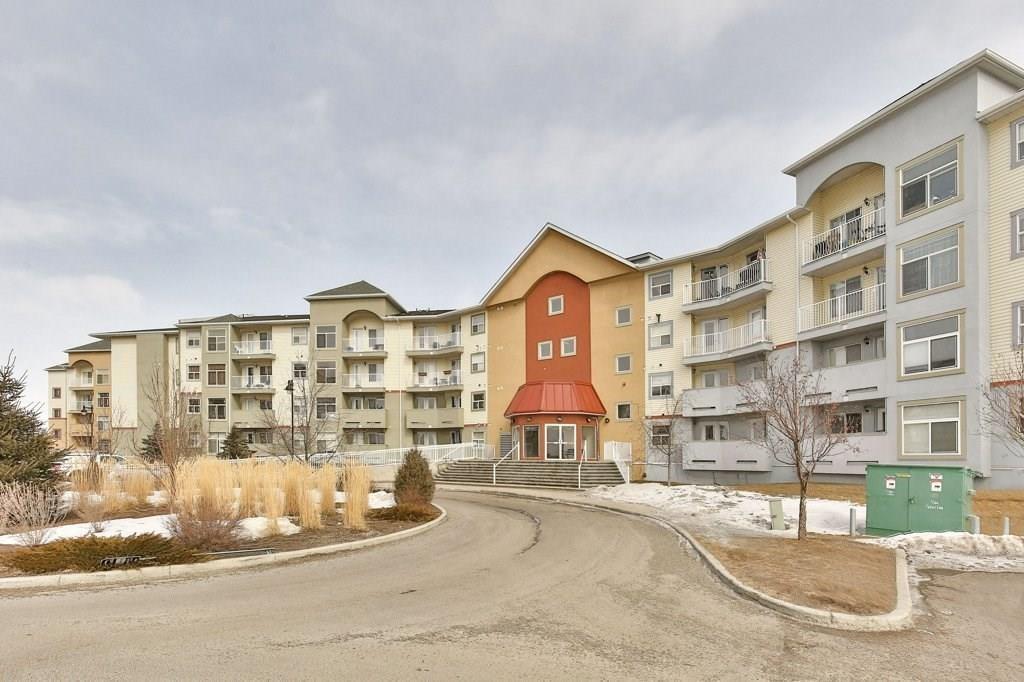 2221 700 Willowbrook Road NW, Airdrie, AB, T4B 0L5 A1033546 Mari