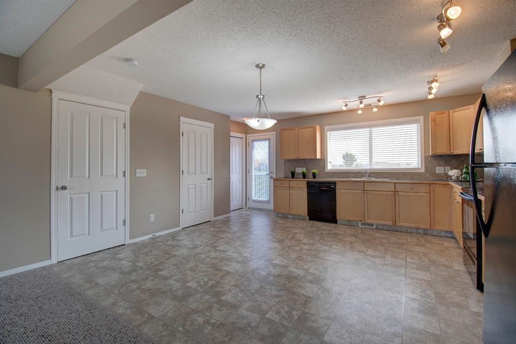 1002 140 Sagewood Boulevard SW, Airdrie, AB, T4B 3H5 A1034243 The