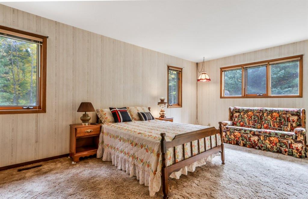 1 Des Arcs Road N, Lac Des Arcs, AB, T1W 2W3 A1038111 Ingrid & Landon