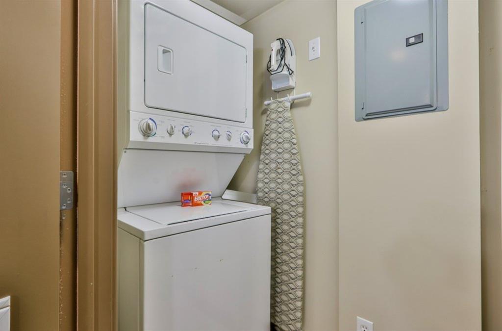 2101 250 2nd Avenue E, Dead Man’s Flats, AB, T1W 2W4 A1039456