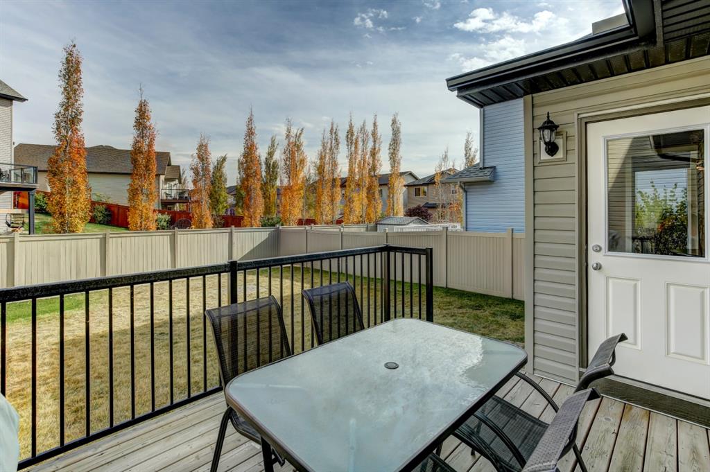1202 Kingston Crescent SE, Airdrie, AB, T4A 0E9 A1039764 Mari Carr