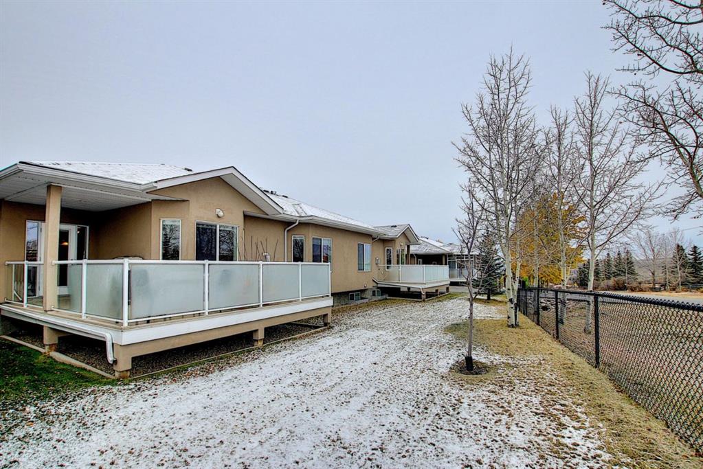 129 River Heights View, Cochrane, AB, T4C 0E6 A1041293 Selling Cochrane