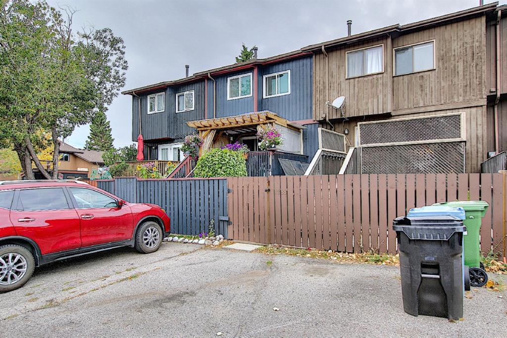 1288 Ranchlands Road NW, Calgary, AB, T3G 1S3 A1041612 Chris Adam