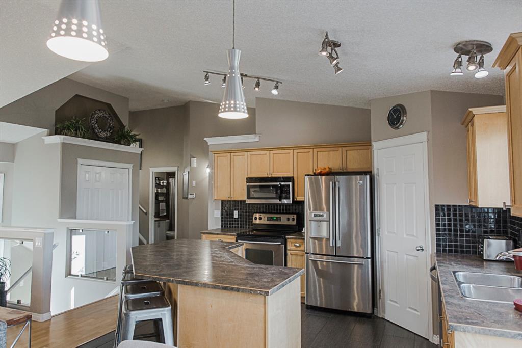 12217 104A Street, Grande Prairie, AB, T8V 8C5 A1041907 Team North