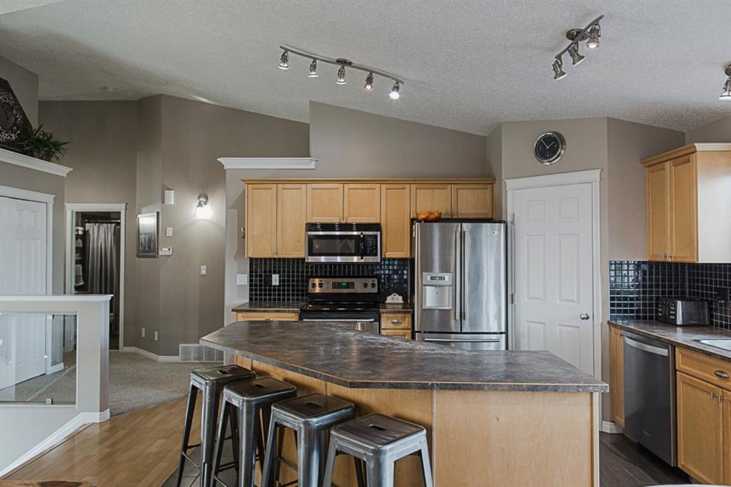 12217 104A Street, Grande Prairie, AB, T8V 8C5 A1041907 Team North