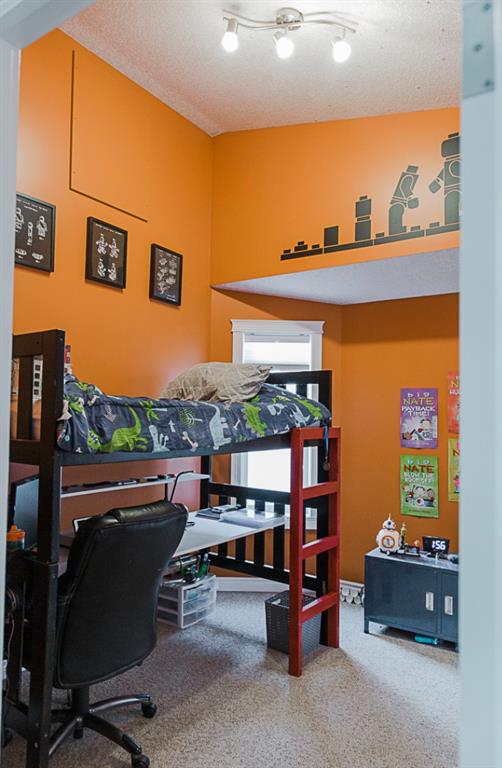 12217 104A Street, Grande Prairie, AB, T8V 8C5 A1041907 Team North