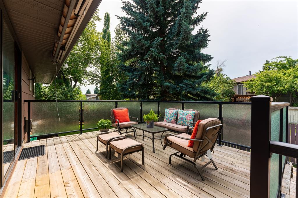 1459 Acadia Drive SE, Calgary, AB, T2J 5B1 A1042855 Smith Pezzente