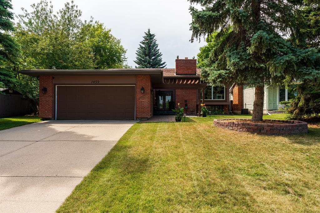 1459 Acadia Drive SE, Calgary, AB, T2J 5B1 A1042855 Smith Pezzente