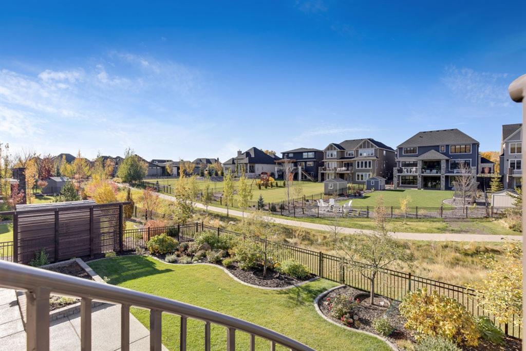 65 Cranbrook Heights SE, Calgary, AB, T3M 1W5 A1042880 Smith