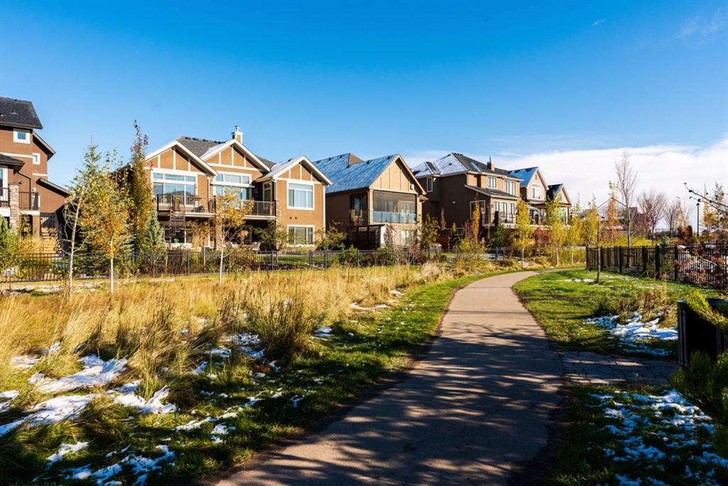 65 Cranbrook Heights SE, Calgary, AB, T3M 1W5 A1042880 Smith