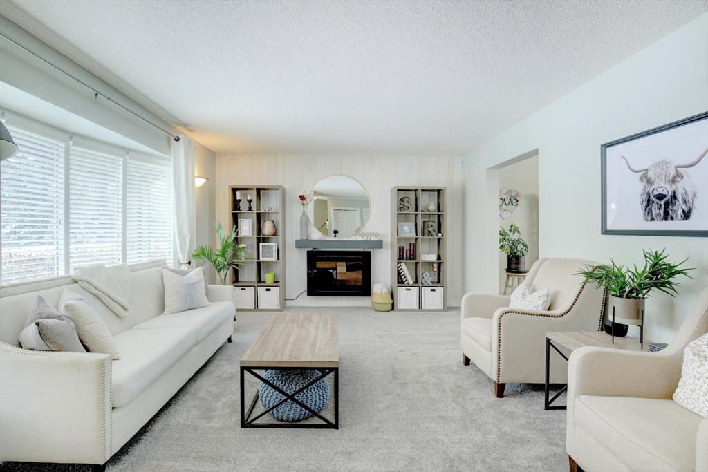 Cedarbrae, Calgary, AB A1043146 Livia McCabe