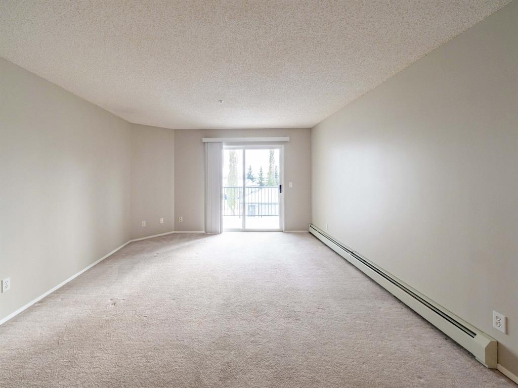303 55 Arbour Grove Close NW, Calgary, AB, T3A 5X9 A1043827 Heart & Sold Ashlee Samaska