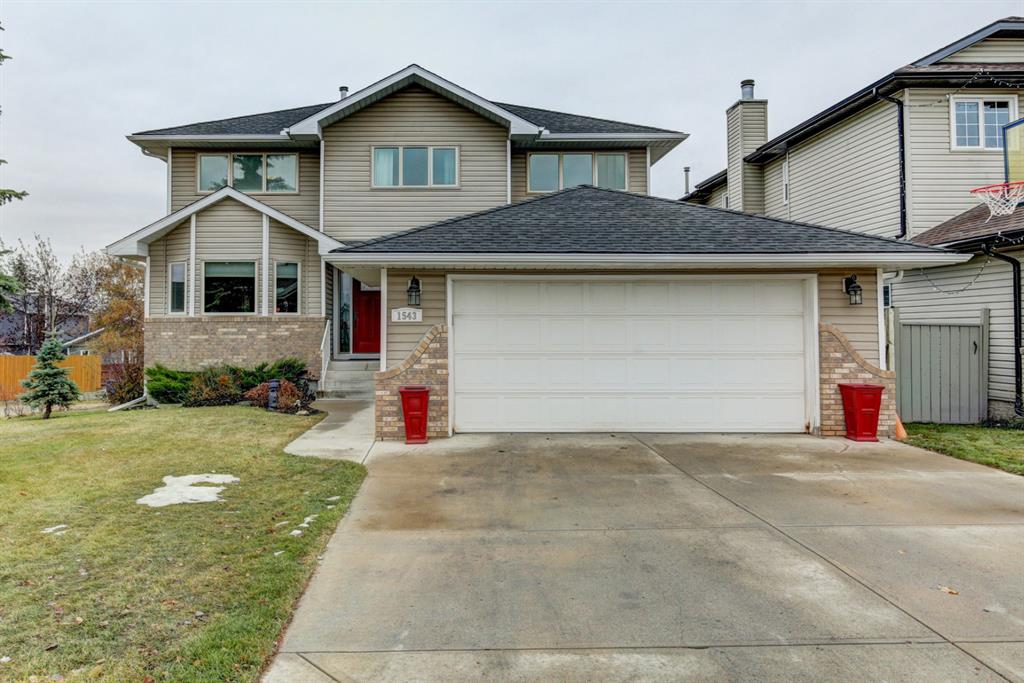 1543 Meadowbrook Drive SE, Airdrie, AB, T4A 2B2 A1043834 Mari Carr