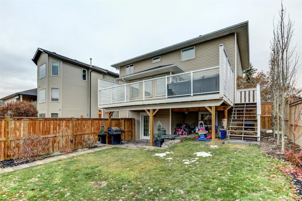 1543 Meadowbrook Drive SE, Airdrie, AB, T4A 2B2 A1043834 Mari Carr