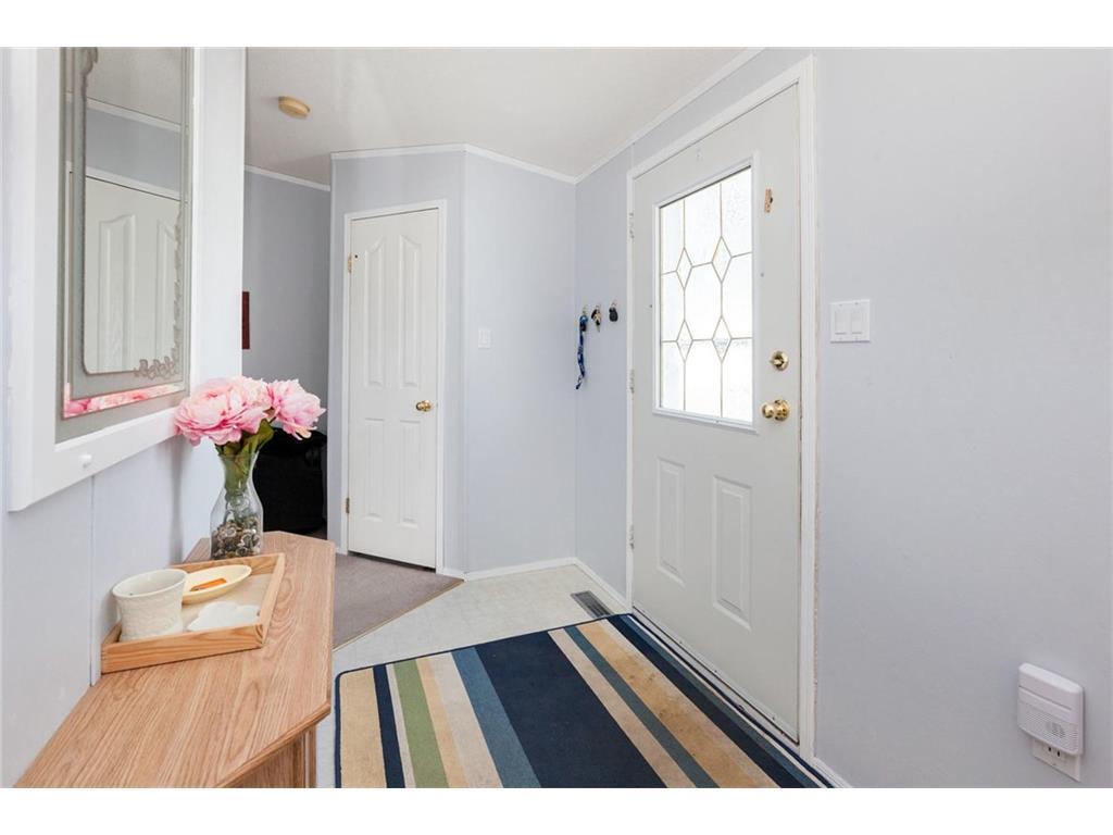 98 1190 15 Avenue, Didsbury, AB, T0M 0W0 A1045347 Mari Carr Real