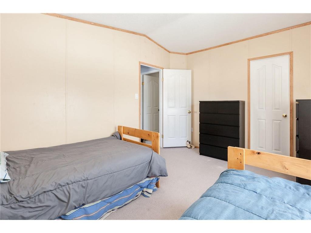 98 1190 15 Avenue, Didsbury, AB, T0M 0W0 A1045347 Mari Carr Real