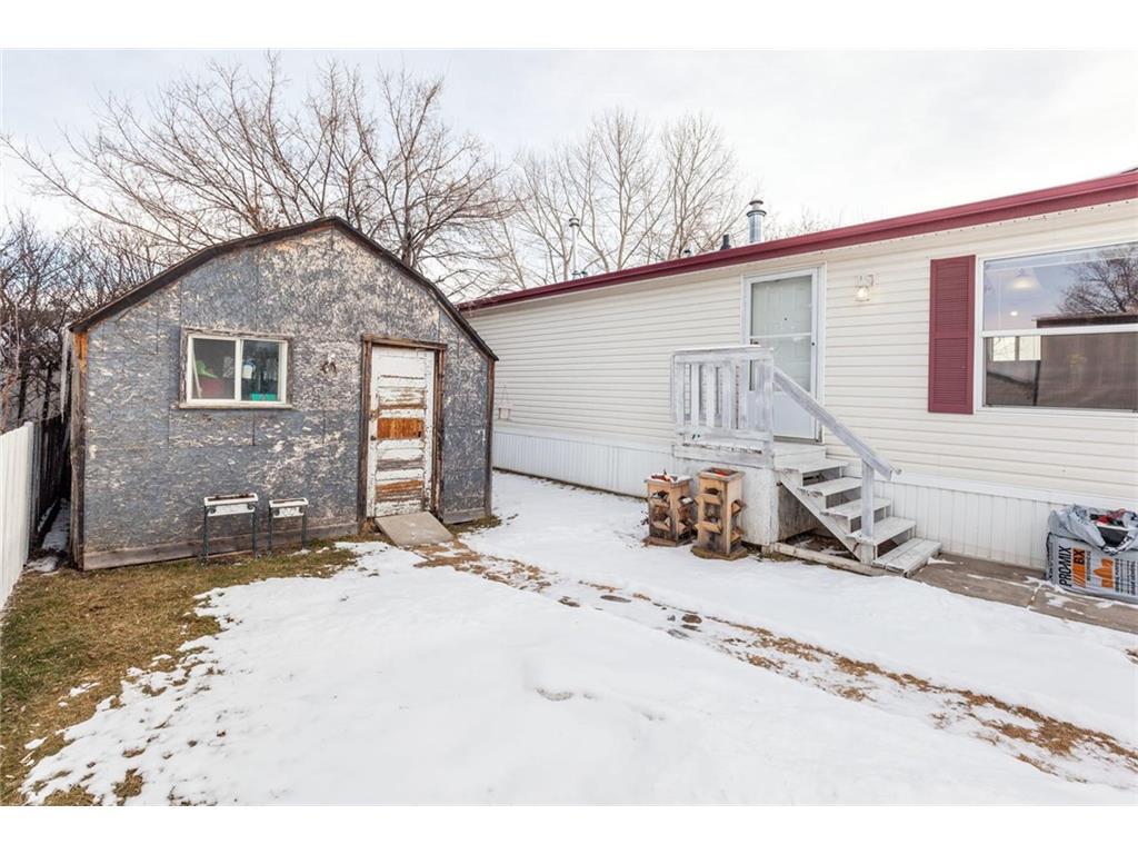 98 1190 15 Avenue, Didsbury, AB, T0M 0W0 A1045347 Mari Carr Real