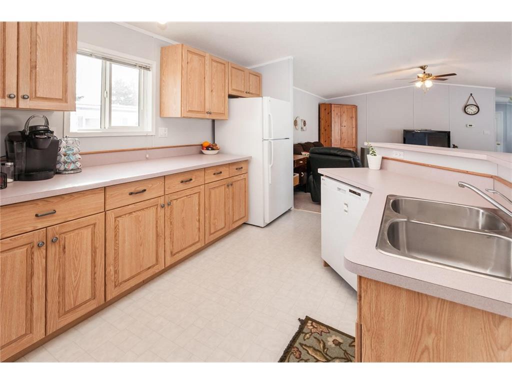 98 1190 15 Avenue, Didsbury, AB, T0M 0W0 A1045347 Mari Carr Real