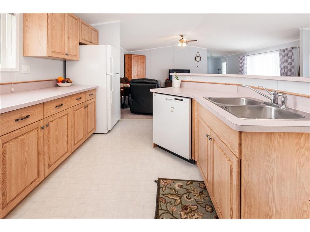 98 1190 15 Avenue, Didsbury, AB, T0M 0W0 A1045347 Mari Carr Real