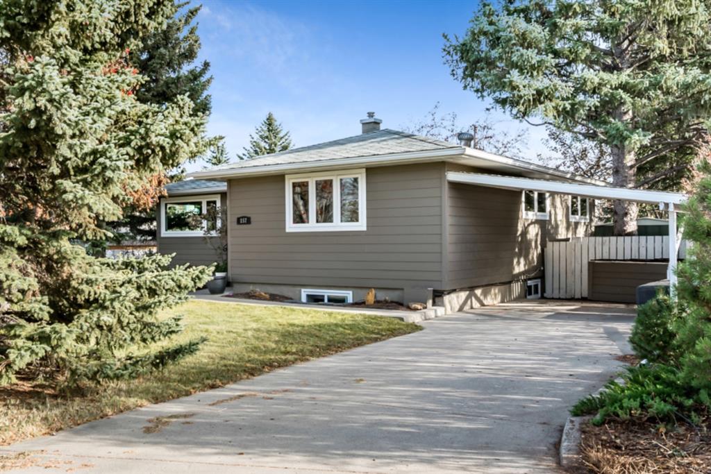157 Wimbledon Crescent SW, Calgary, AB Carmen Davison