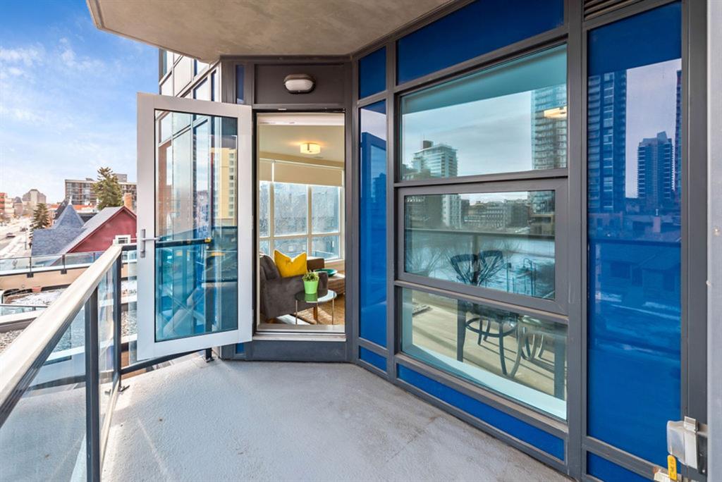 407 303 13 Avenue SW, Calgary, AB Carmen Davison