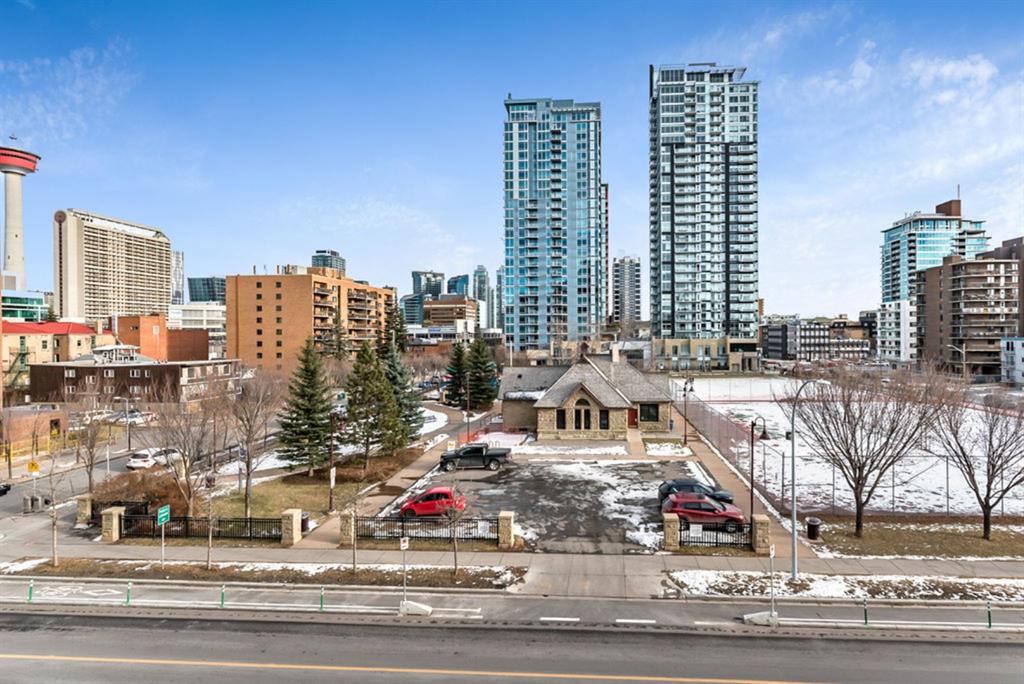 407 303 13 Avenue SW, Calgary, AB Carmen Davison