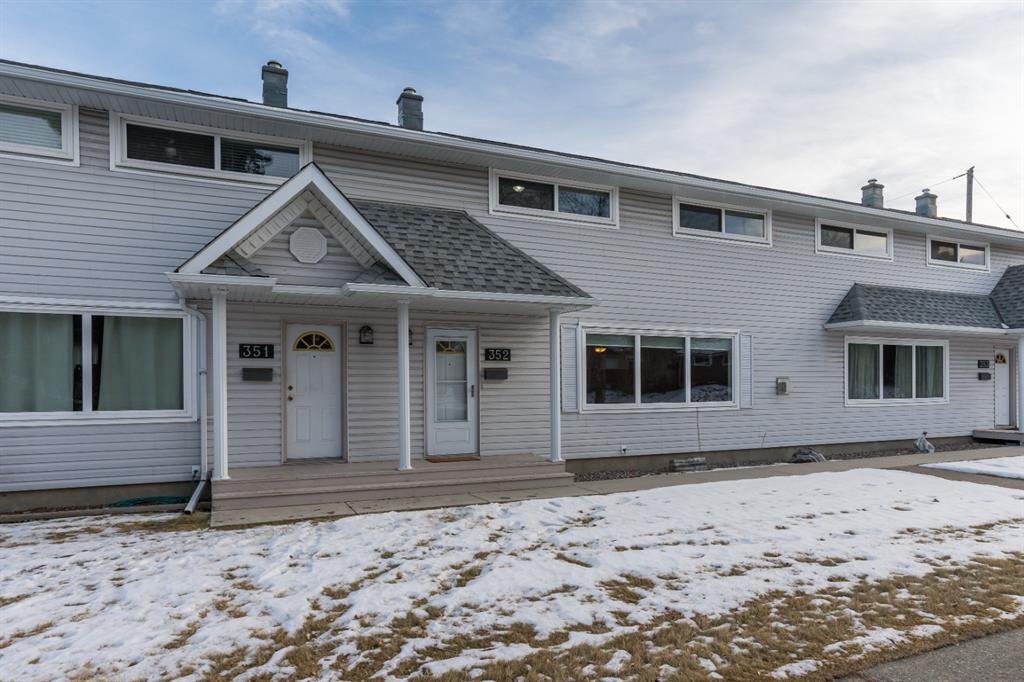 352 4525 31 Street SW, Calgary, AB, T3E 2P8 A1052560 Mari Carr
