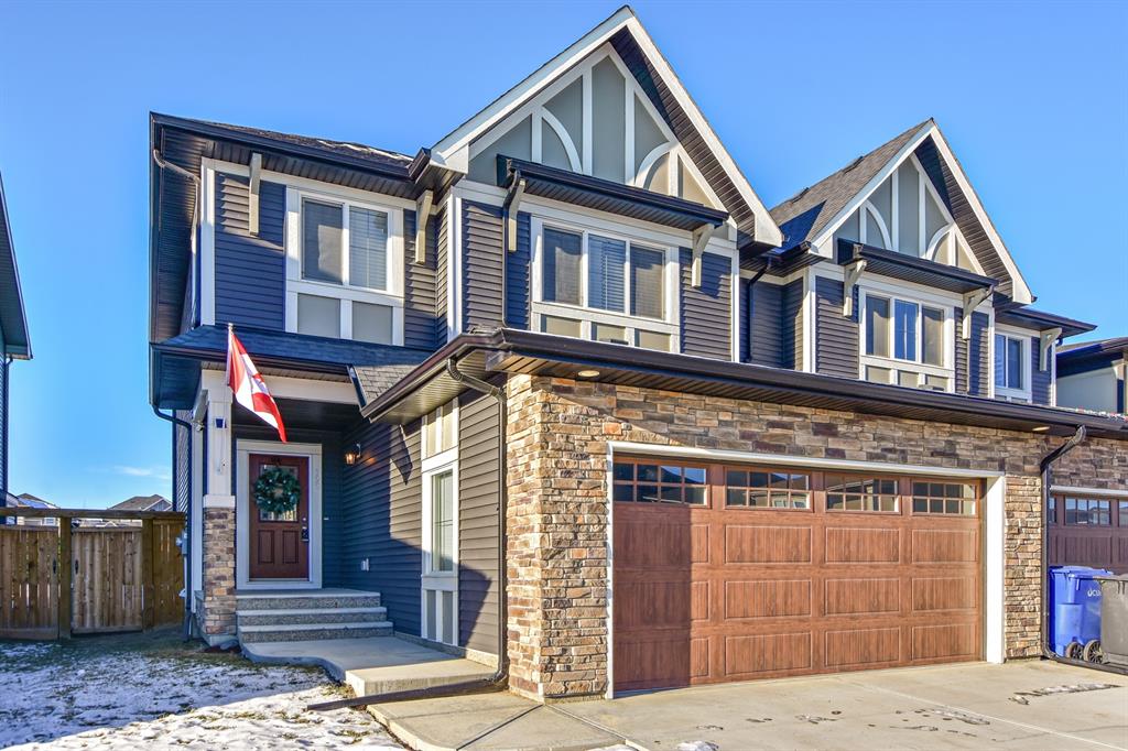 195 Kinniburgh Road, Chestermere, AB, T1X 0T8 A1055676 Heart & Sold